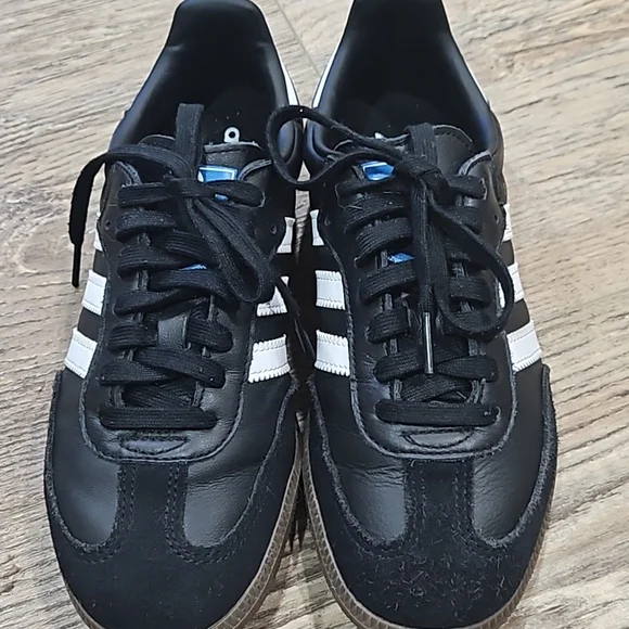 Adidas Samba Sneakers - Picture 6 of 7